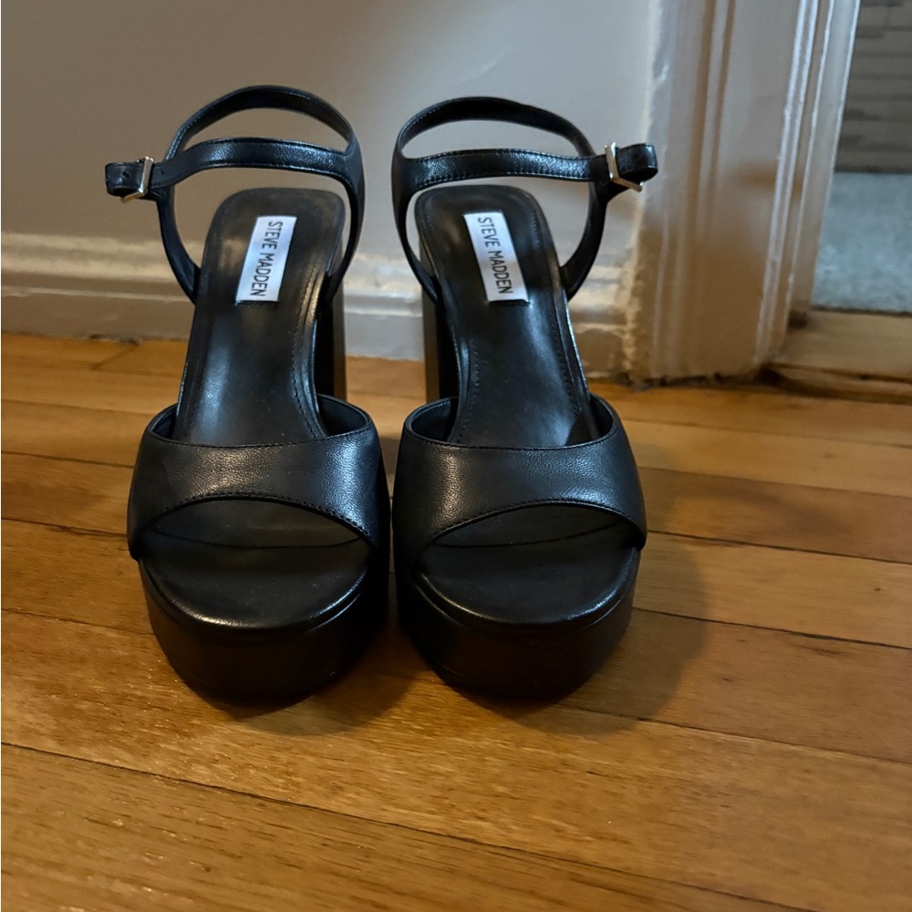 Steve Madden Black Leather Platform Ankle-Strap Sandals